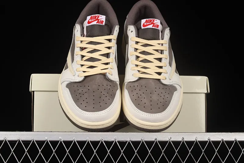 All categories Air Jordan Jordan series basketball shoes Air Jordan 1 Low foreign trade version Travis Scott x Air Jordan 1 Low OG "Reverse Mocha" AJ1 Joe 1 reverse mocha brown and white barb joint casual sports basketball shoes DM7866-162